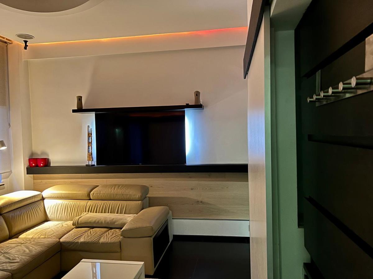 Small Home Budapest Lonyay Экстерьер фото